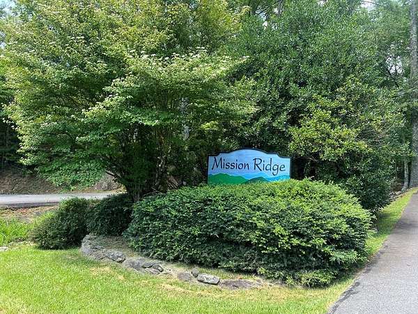 3.35 Acres of Residential Land for Sale in Hayesville, North Carolina