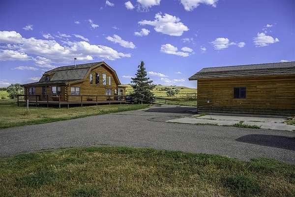 2.82 Acres of Residential Land with Home for Sale in Cody, Wyoming