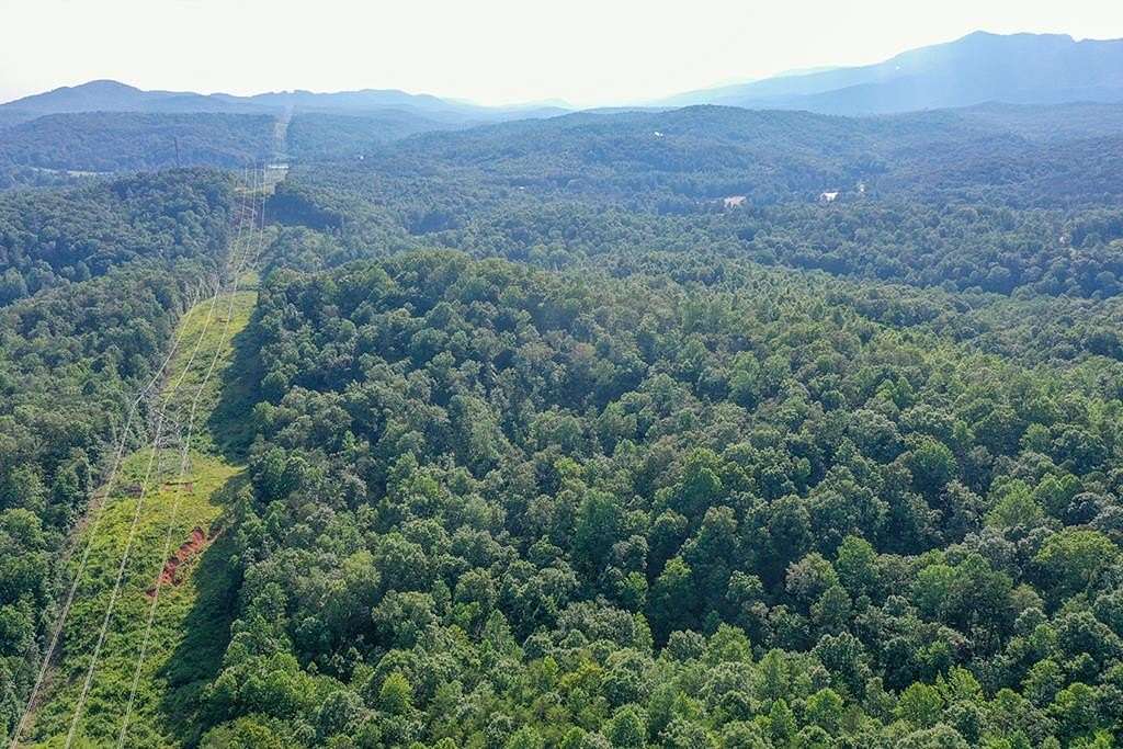 29 Acres of Recreational Land for Sale in Pickens, South Carolina