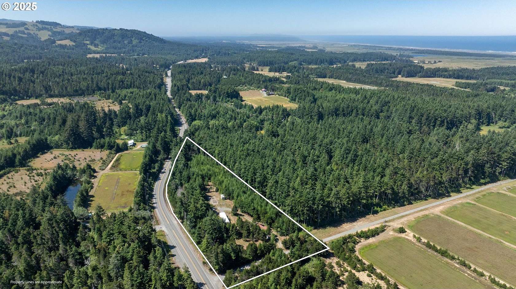 3 Acres of Residential Land with Home for Sale in Bandon, Oregon