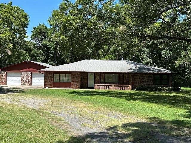 17 Acres of Land with Home for Sale in Fort Gibson, Oklahoma