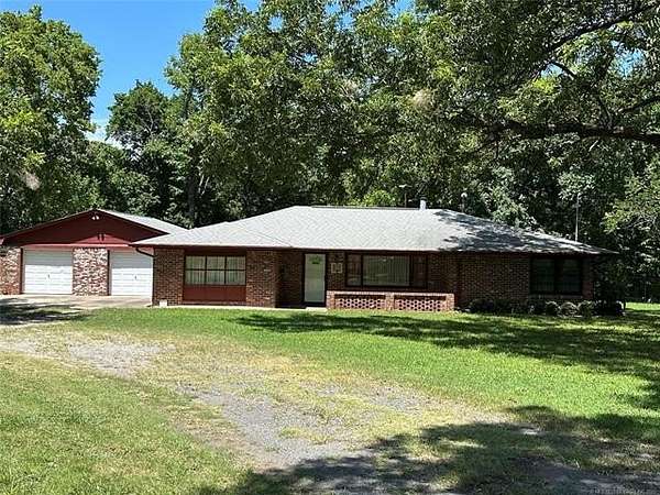 17 Acres of Land with Home for Sale in Fort Gibson, Oklahoma