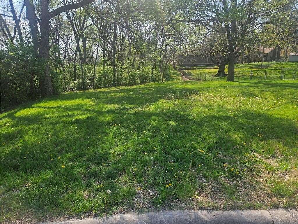 0.84 Acres of Land for Sale in Kansas City, Kansas