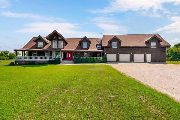 16.8 Acres of Land with Home for Sale in La Cygne, Kansas