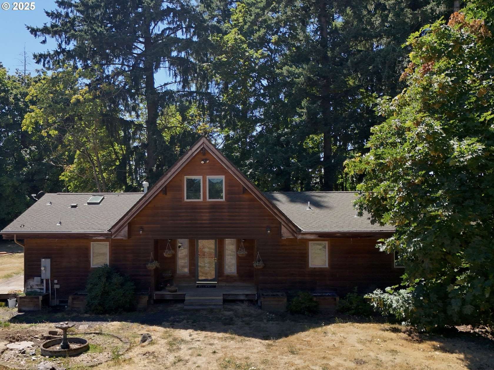 2.5 Acres of Residential Land with Home for Sale in Newberg, Oregon