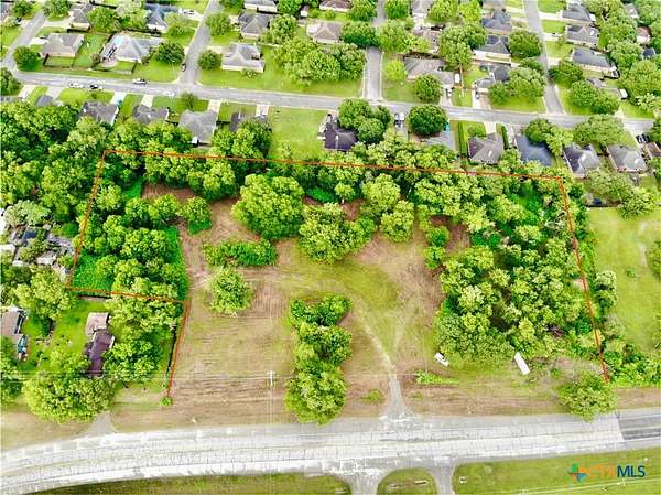 4.28 Acres of Mixed-Use Land for Sale in Brenham, Texas