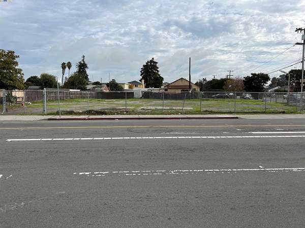 Mixed-Use Land for Sale in Hayward, California