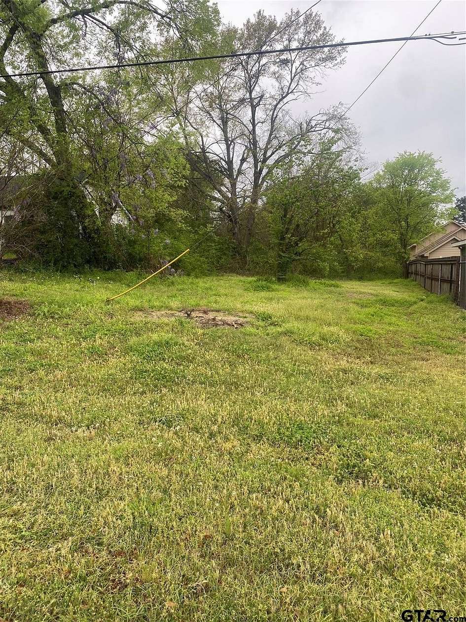 1 Acre of Residential Land for Sale in Tyler, Texas