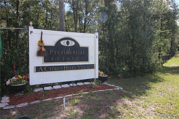 1.2 Acres of Residential Land for Sale in Hernando, Florida