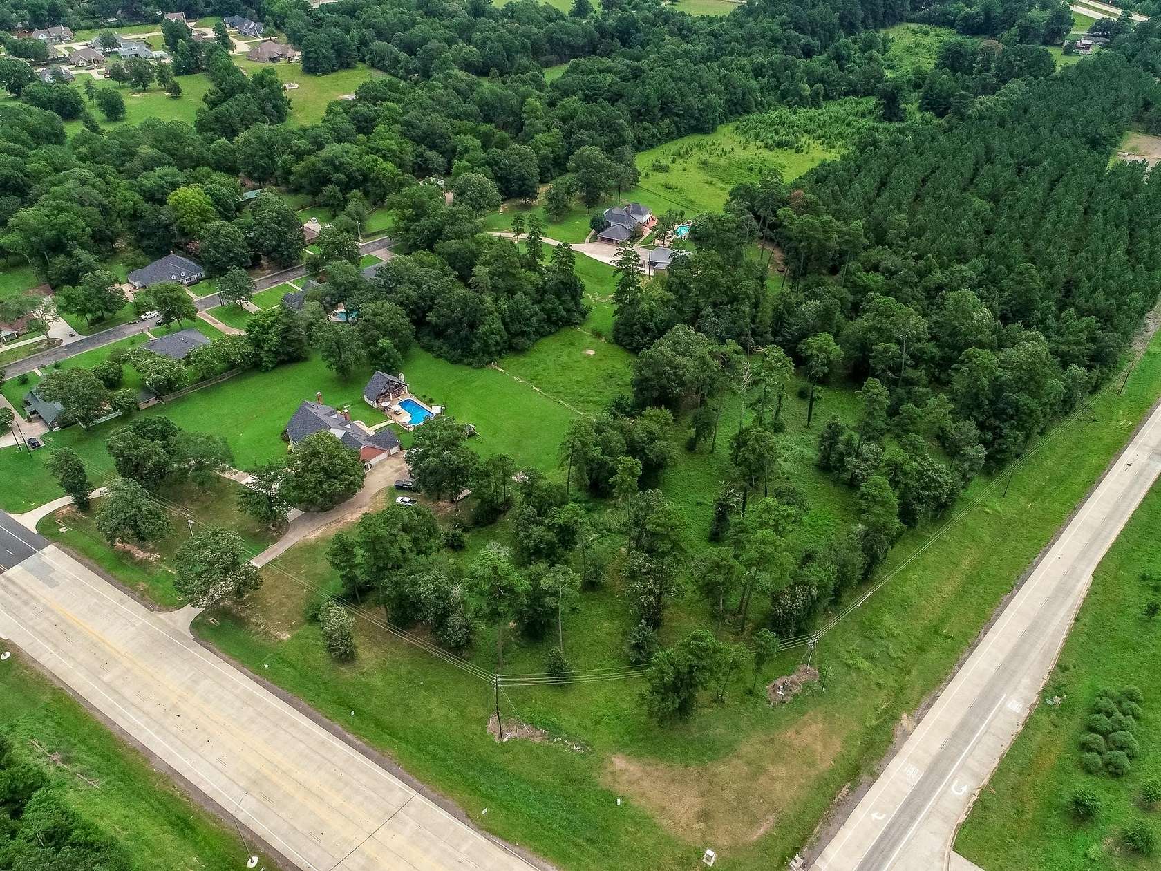 5.5 Acres of Commercial Land for Sale in Carthage, Texas