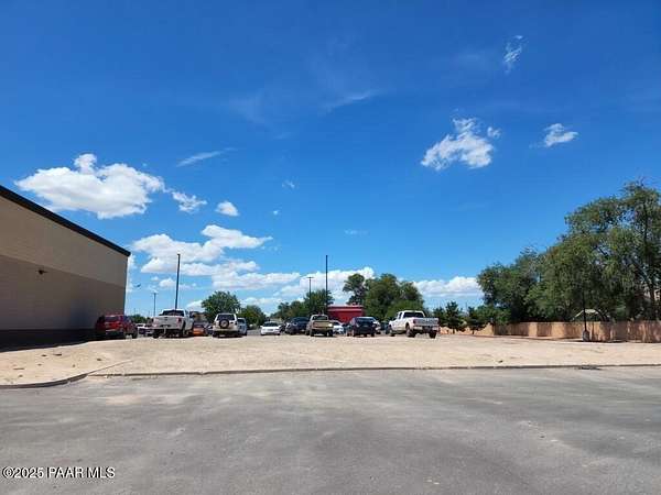 1 Acre of Mixed-Use Land for Sale in Chino Valley, Arizona