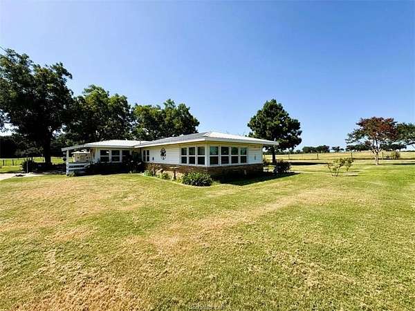 4 Acres of Residential Land with Home for Sale in Hearne, Texas