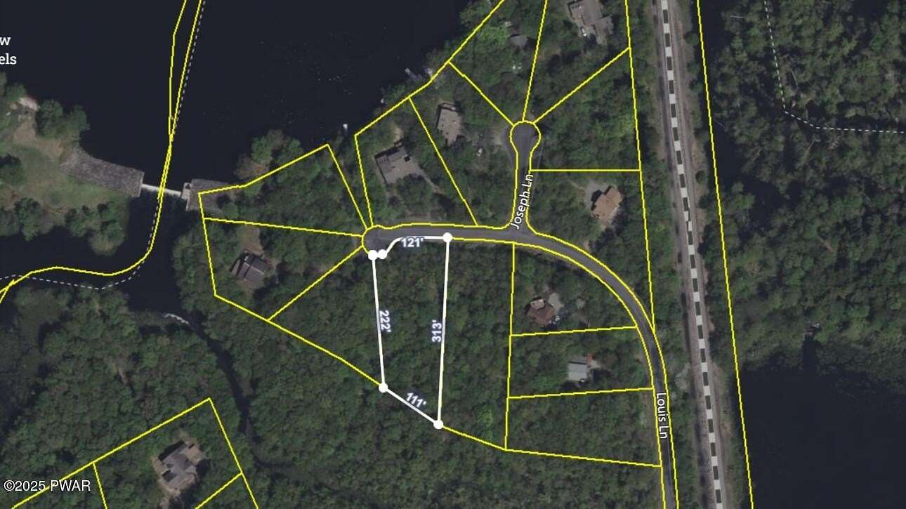 0.66 Acres of Residential Land for Sale in Gouldsboro, Pennsylvania
