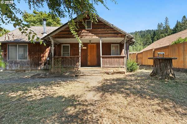 6.5 Acres of Residential Land with Home for Sale in Glendale, Oregon