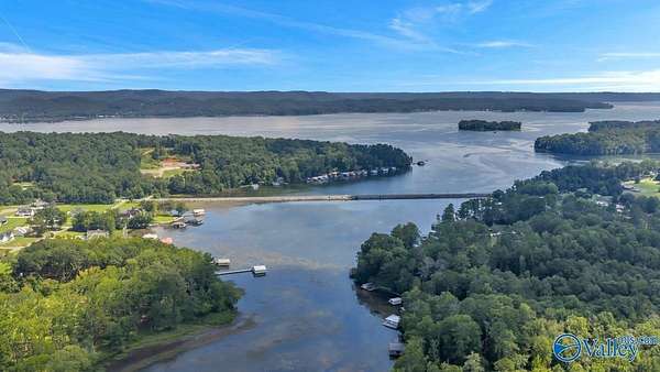 10 Acres of Commercial Land for Sale in Scottsboro, Alabama