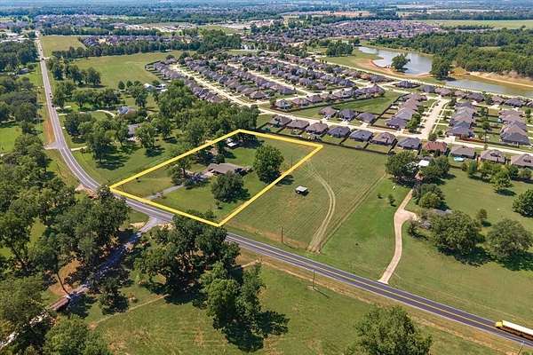 3 Acres of Land with Home for Sale in Bossier City, Louisiana
