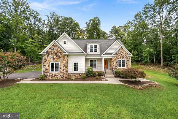 2.55 Acres of Residential Land with Home for Sale in The Plains, Virginia