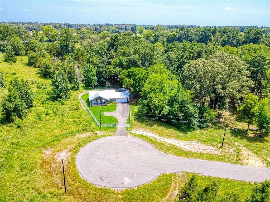 4.89 Acres of Residential Land with Home for Sale in Winona, Texas