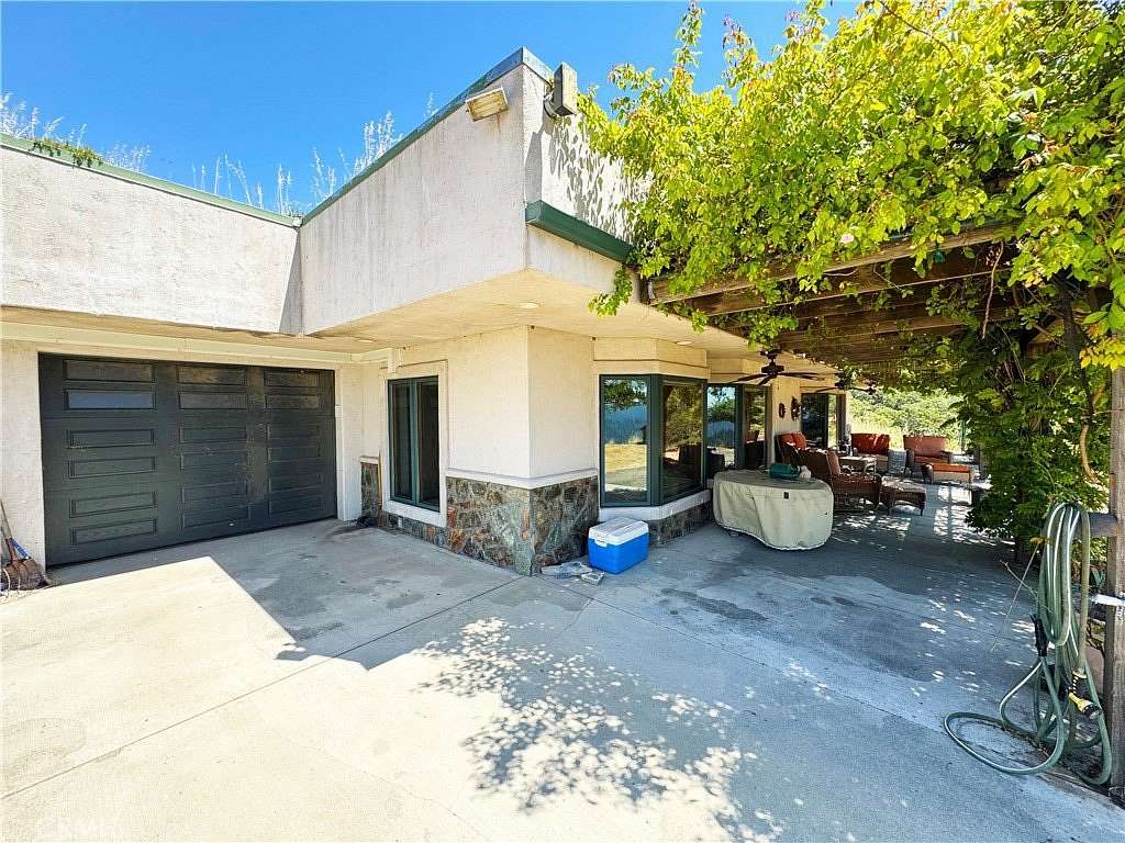 23.6 Acres of Recreational Land with Home for Sale in Garberville, California