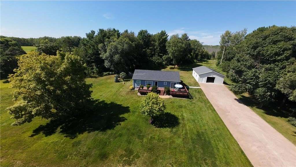 1.6 Acres of Residential Land with Home for Sale in Farm Island Township, Minnesota