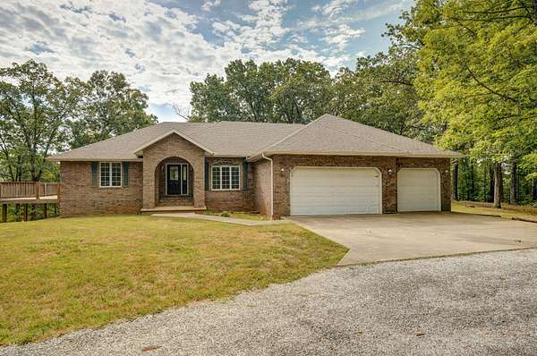 20 Acres of Recreational Land with Home for Sale in Oldfield, Missouri