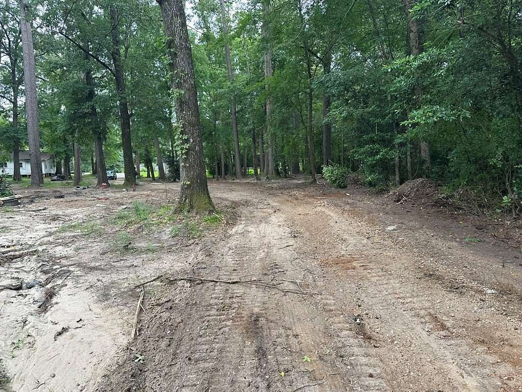 12.1 Acres of Commercial Land for Sale in Lufkin, Texas