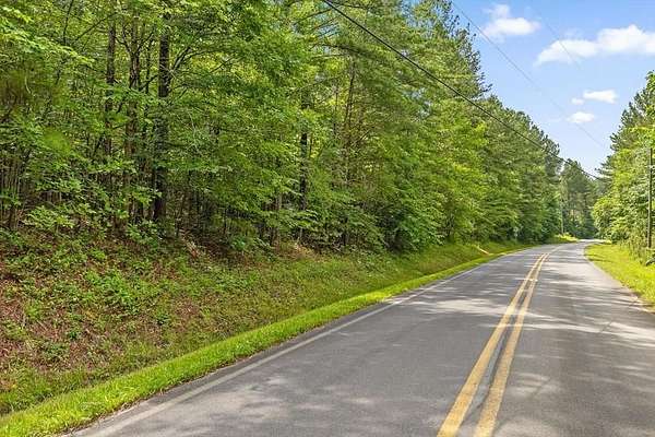 11 Acres of Land for Sale in Chatsworth, Georgia