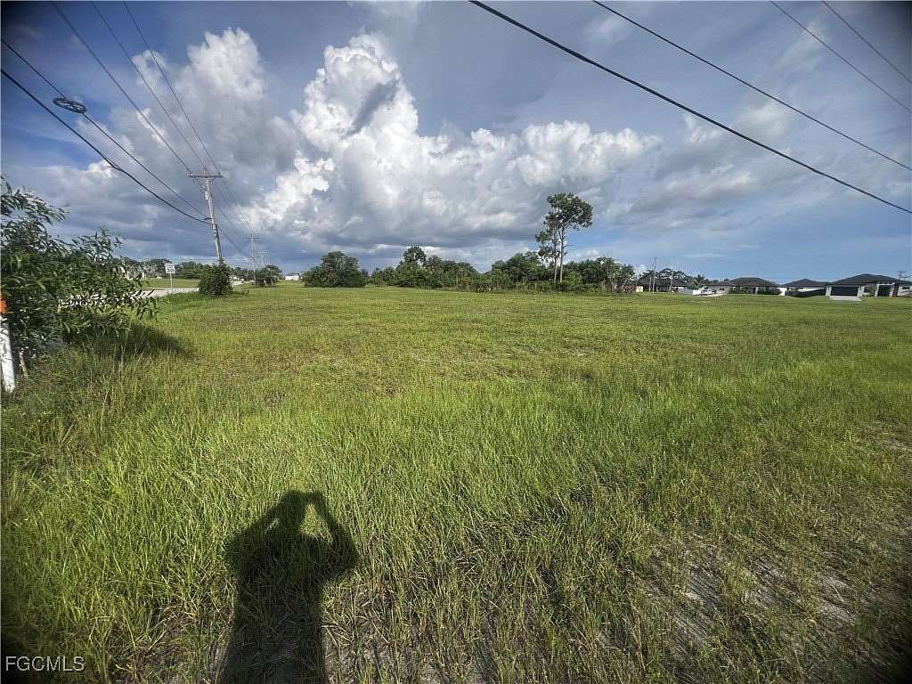 0.33 Acres of Residential Land for Sale in Cape Coral, Florida