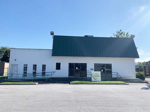 4 Acres of Improved Commercial Land for Sale in Murfreesboro, Tennessee