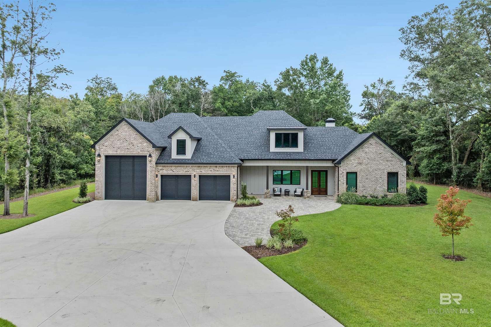 5.31 Acres of Residential Land with Home for Sale in Theodore, Alabama