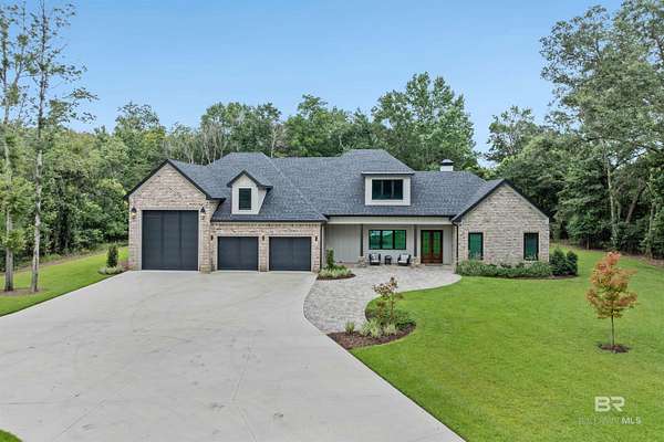 5.31 Acres of Residential Land with Home for Sale in Theodore, Alabama