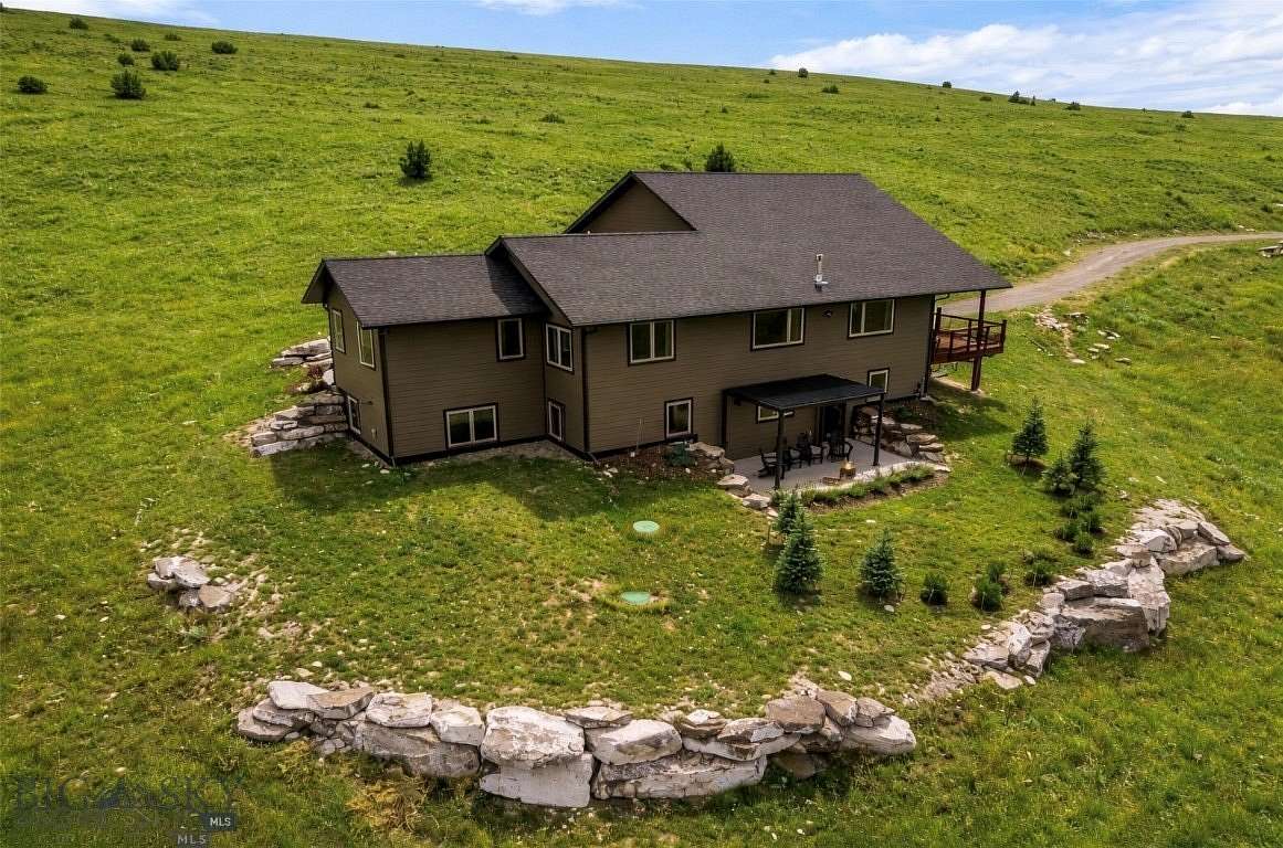 19.8 Acres of Land with Home for Sale in Manhattan, Montana