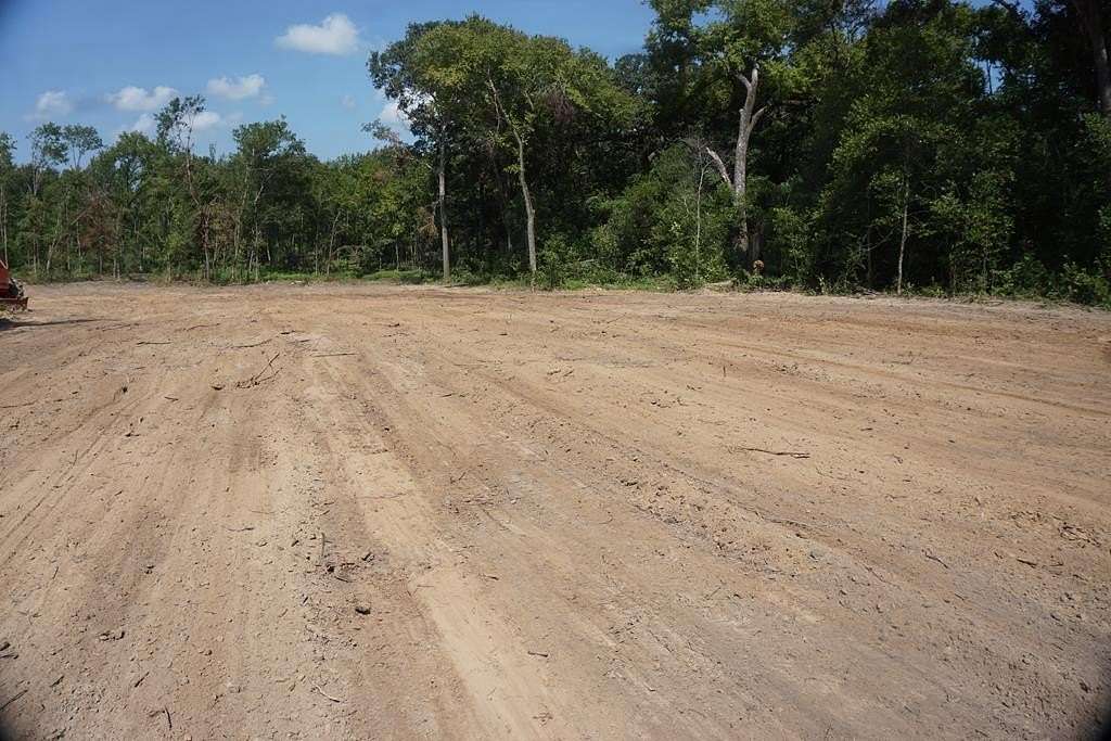 5 Acres of Land for Sale in Palestine, Texas