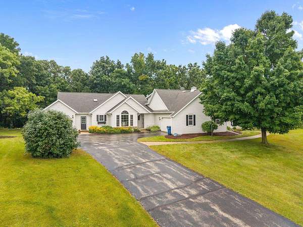 1.52 Acres of Residential Land with Home for Sale in Fond du Lac, Wisconsin