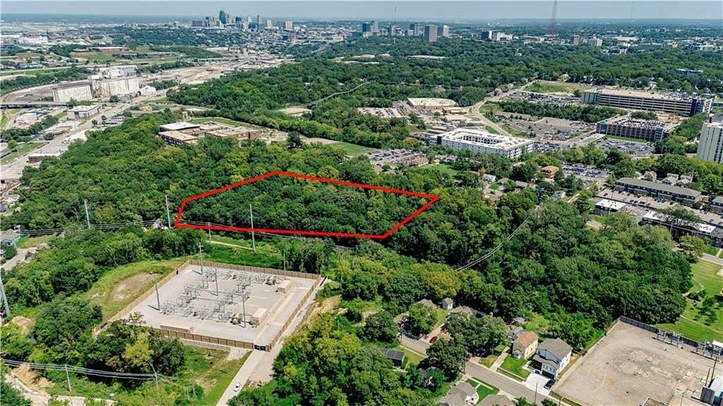 3.37 Acres of Residential Land for Sale in Kansas City, Kansas