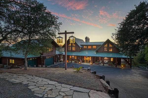 40.5 Acres of Recreational Land with Home for Sale in Clovis, California