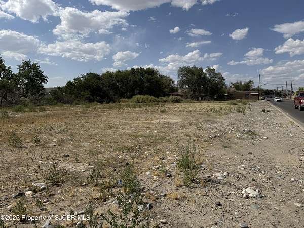 1.3 Acres of Mixed-Use Land for Sale in Farmington, New Mexico