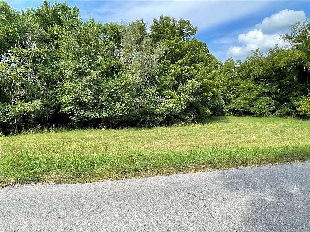 3.84 Acres of Residential Land for Sale in Fayetteville, Arkansas