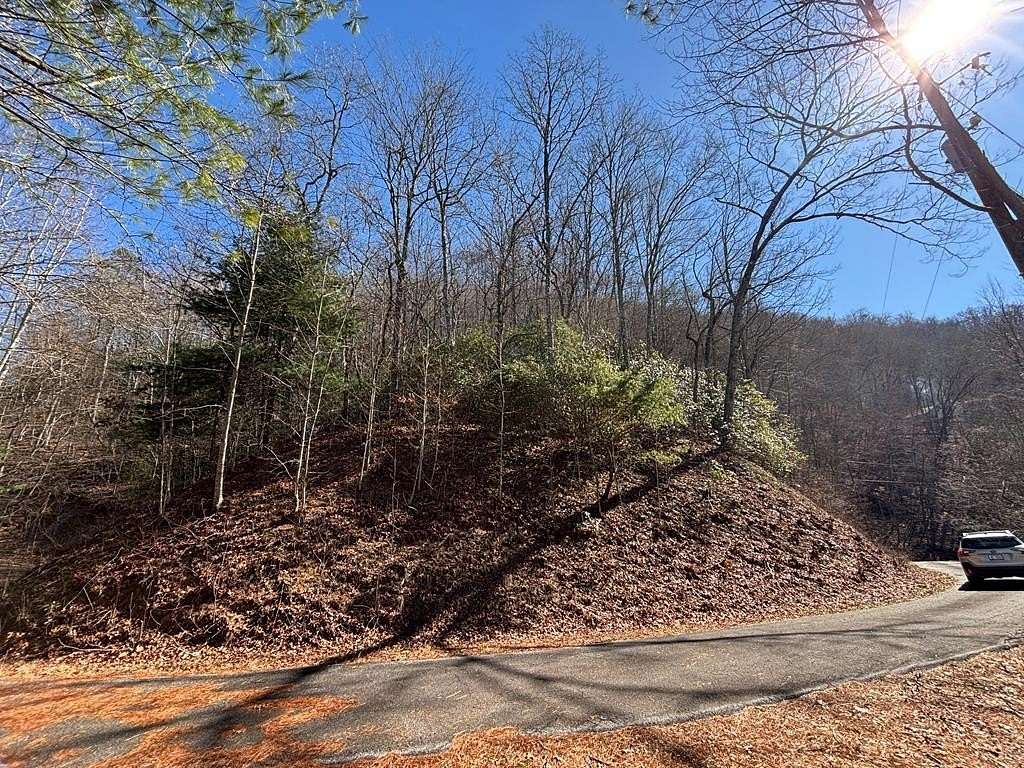 5 Acres of Residential Land for Sale in Bryson City, North Carolina