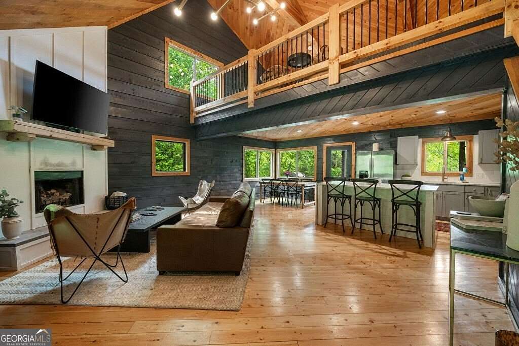 1.89 Acres of Residential Land with Home for Sale in Mineral Bluff, Georgia