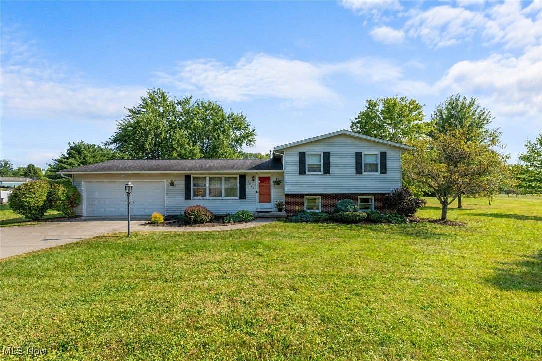 3.48 Acres of Residential Land with Home for Sale in Mantua, Ohio