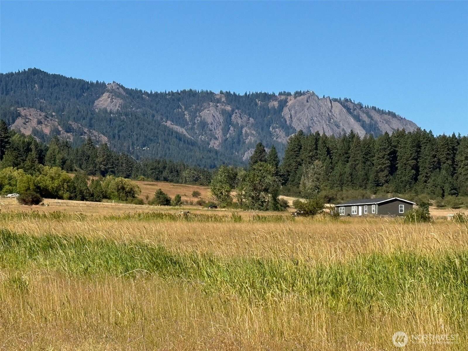 3 Acres of Residential Land for Sale in Cle Elum, Washington