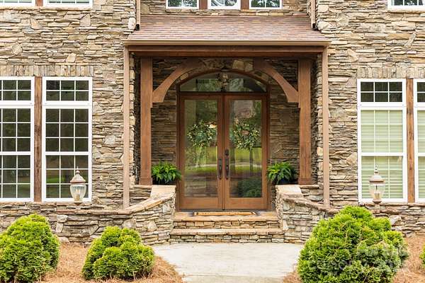 2.49 Acres of Residential Land with Home for Sale in Huntersville, North Carolina