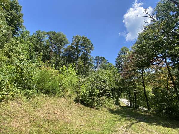 2.44 Acres of Land for Sale in Somerset, Kentucky