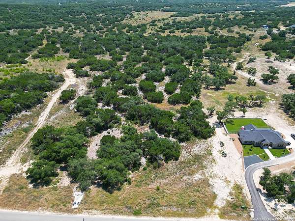 5 Acres of Land for Sale in Bulverde, Texas