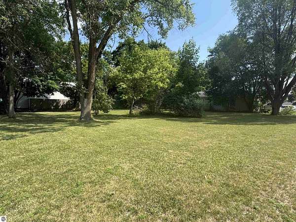 0.23 Acres of Residential Land for Sale in Lake City, Michigan