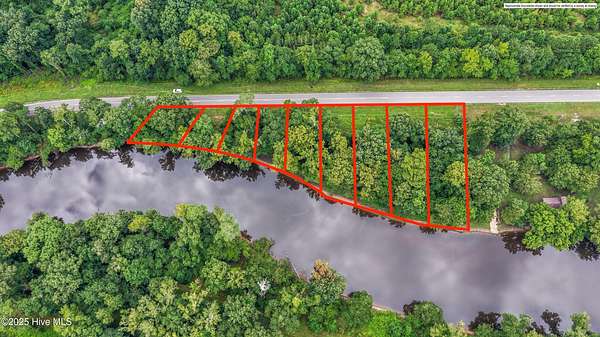 0.9 Acres of Residential Land for Sale in Burgaw, North Carolina