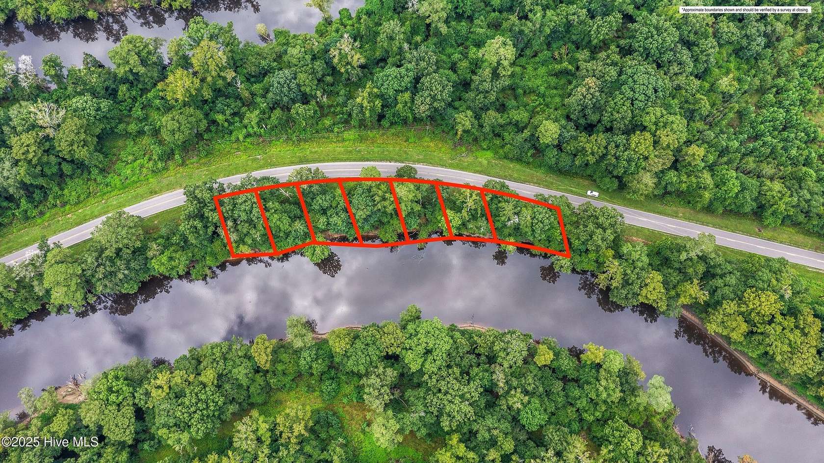 0.47 Acres of Residential Land for Sale in Burgaw, North Carolina