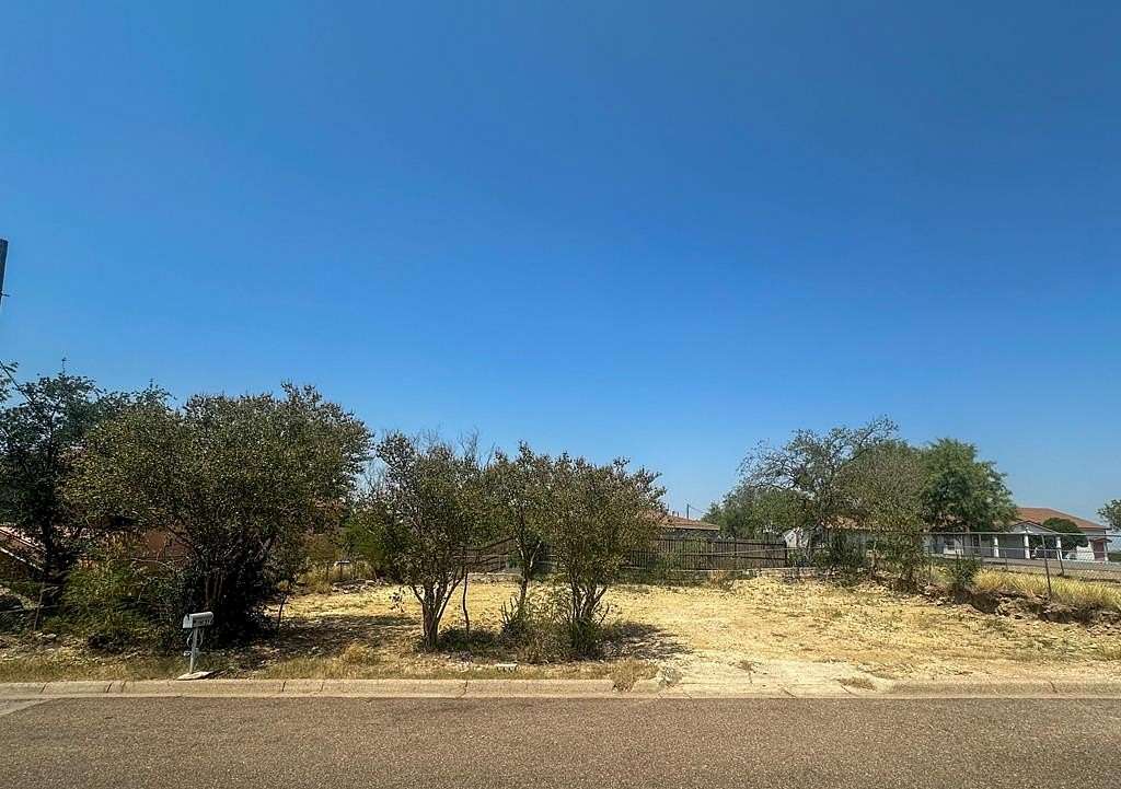 0.1 Acres of Residential Land for Sale in Eagle Pass, Texas