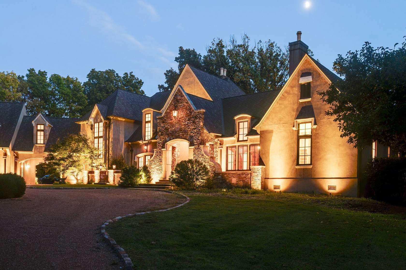 1.79 Acres of Residential Land with Home for Sale in Nashville, Tennessee